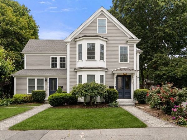 14 Adams St, Unit 14, Medfield, MA 02052