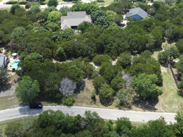 300 Summit Edge Drive, Glen Rose, TX 76043
