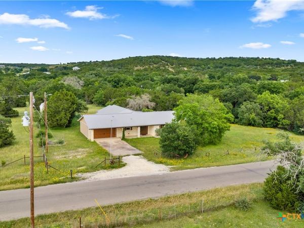 401 County Road 334 , Burnet, TX 78611