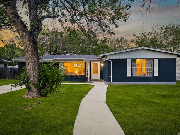 222 WINN AVE, Universal City, TX 78148