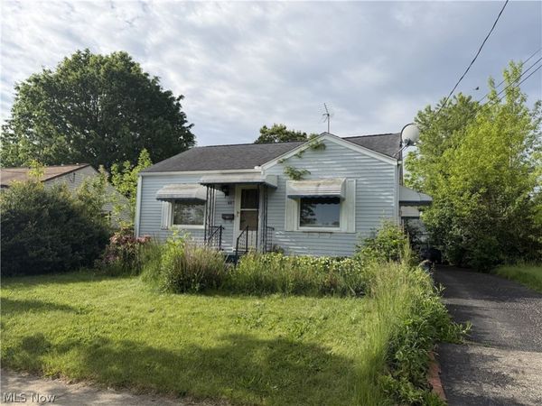 682 Barbara Avenue, Akron, OH 44306