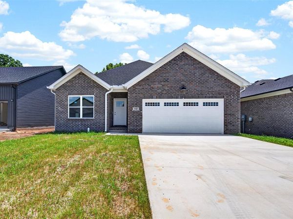 1181 Shallowford Street , Bowling Green, KY 42101