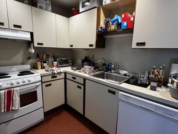 451 Park Dr, Unit 3D, Boston, MA 02215