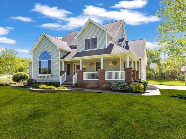 8965 Hickory Meadows Road, Boston, NY 14025