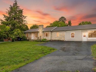 3970 Lexington Road, Paris, KY 40361