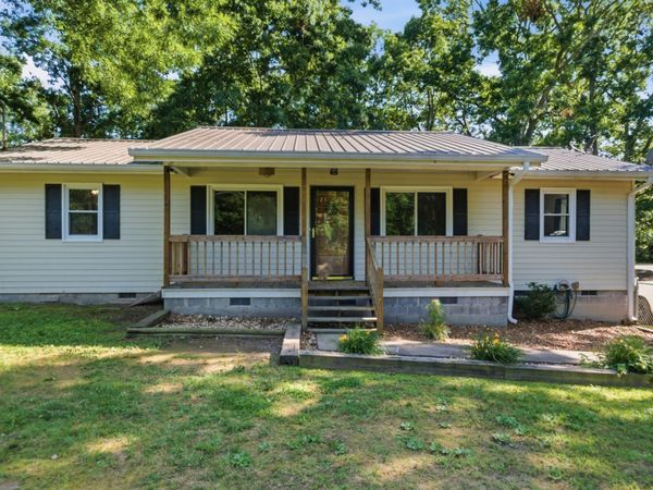 1011 By Blvd, Bon Aqua, TN 37025