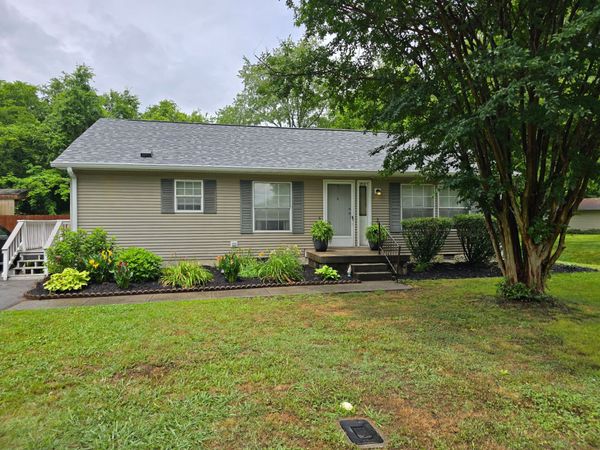 718 W Sagefield Dr , Smyrna, TN 37167