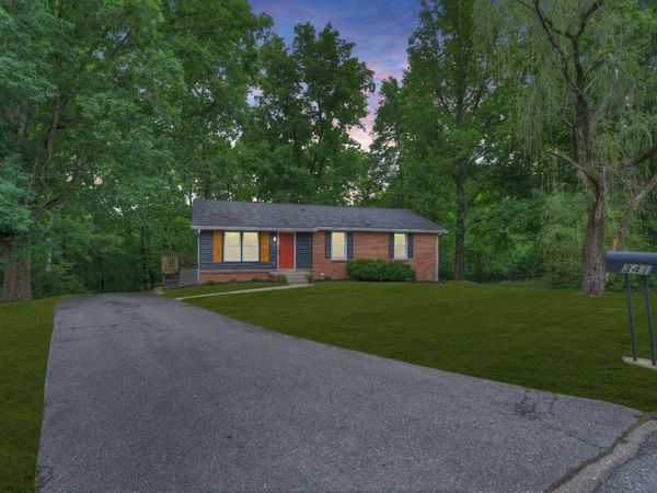 341 Harold Dr, Clarksville, TN 37040