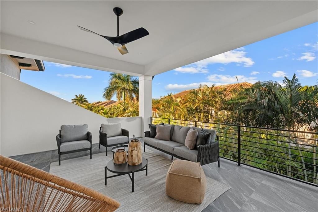 3840 Crayton Rd, Naples, FL 34103 Photo