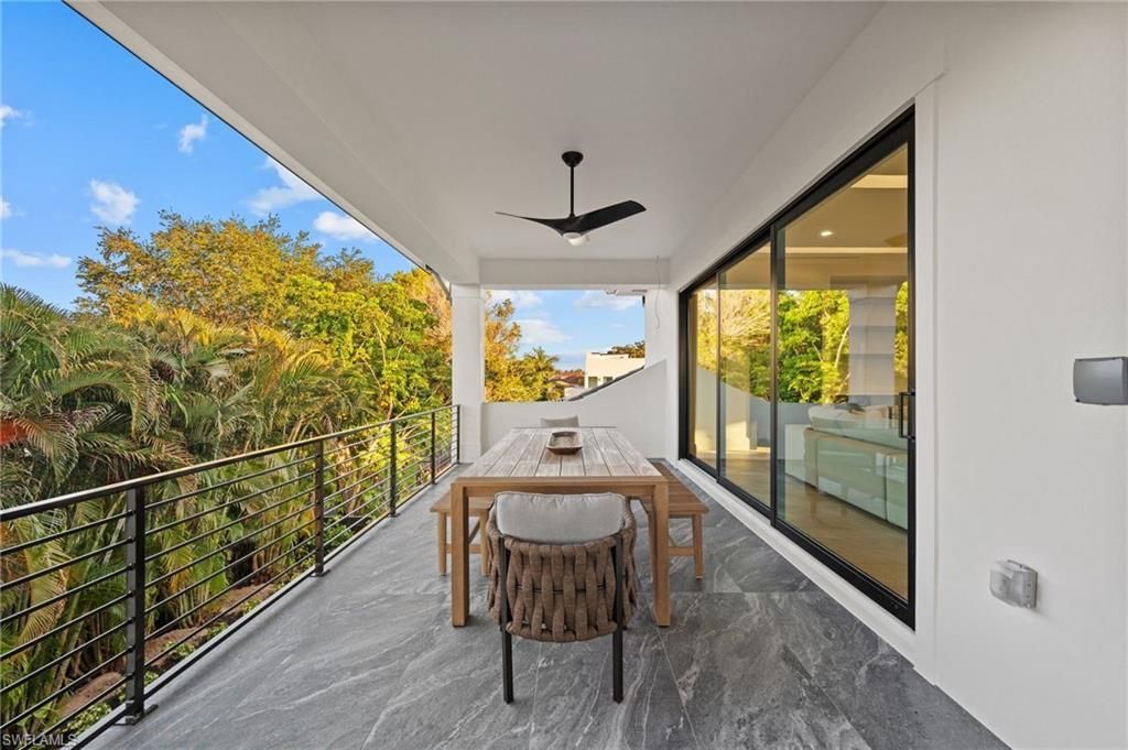 3840 Crayton Rd, Naples, FL 34103 Photo