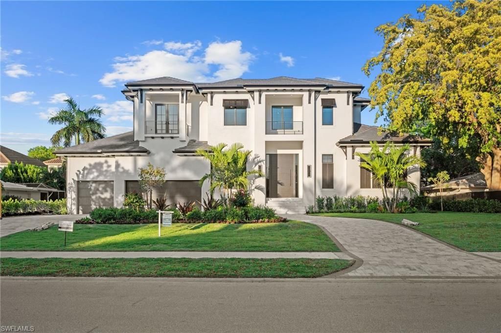 3840 Crayton Rd , Naples, FL 34103 Photo