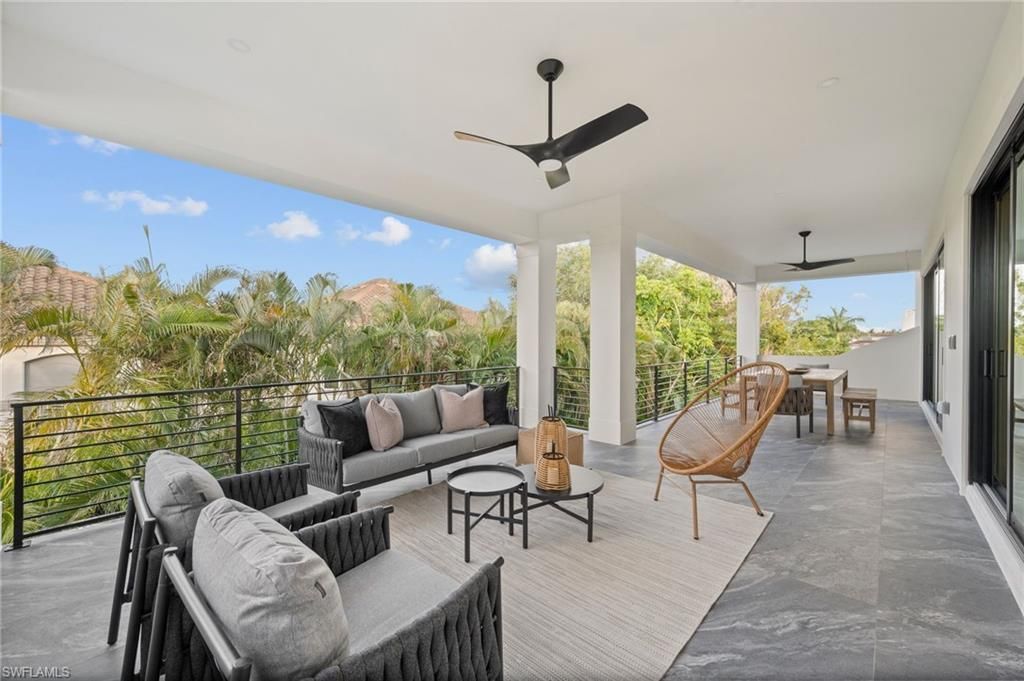 3840 Crayton Rd, Naples, FL 34103 Photo