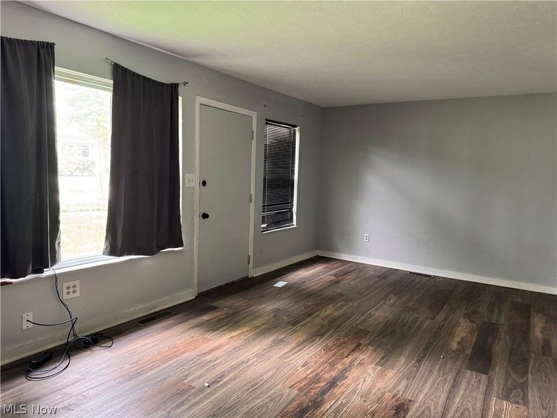 9409 Manor Avenue, Cleveland, OH 44104 Photo 23