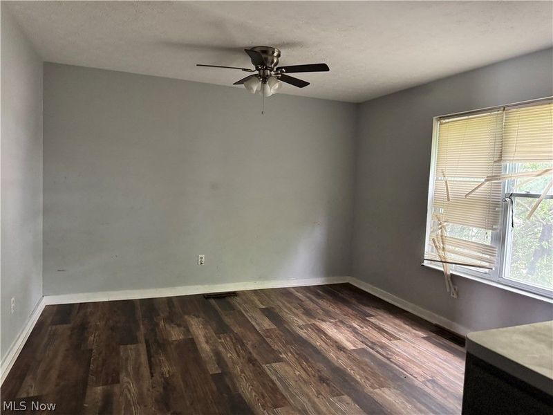 9409 Manor Avenue, Cleveland, OH 44104 Photo 7
