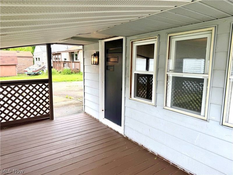 2065 Clermont Avenue NE, Warren, OH 44483 Photo 8