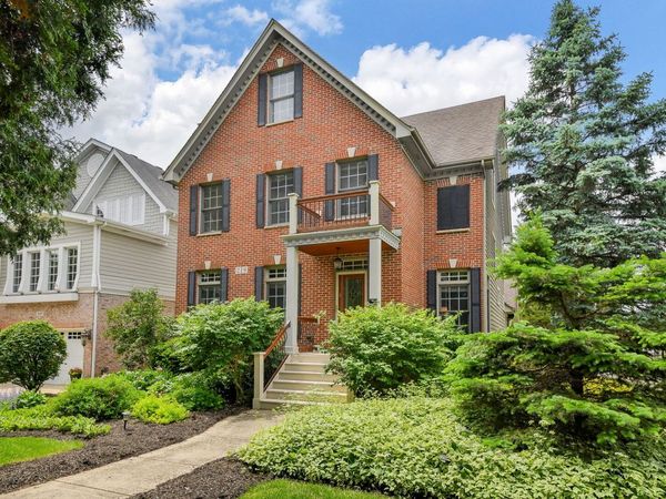 219 N Huffman Street , Naperville, IL 60540
