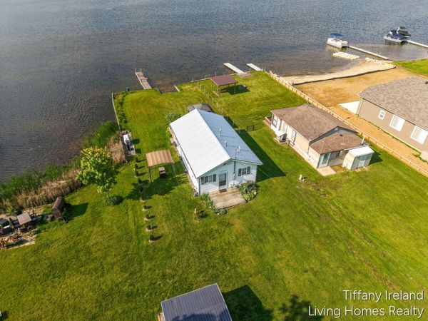 1996 Shore Drive, Orleans, MI 48865