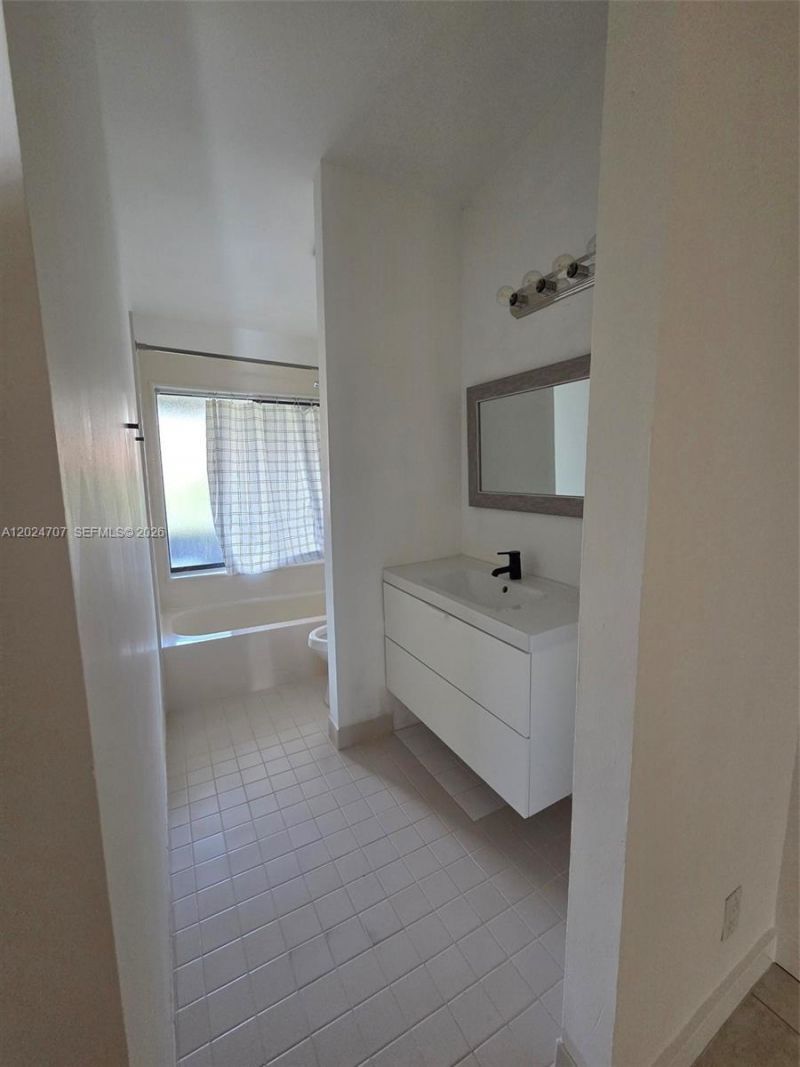 3686 NW 83rd Ln , Unit 3686, Sunrise, FL 33351 Photo