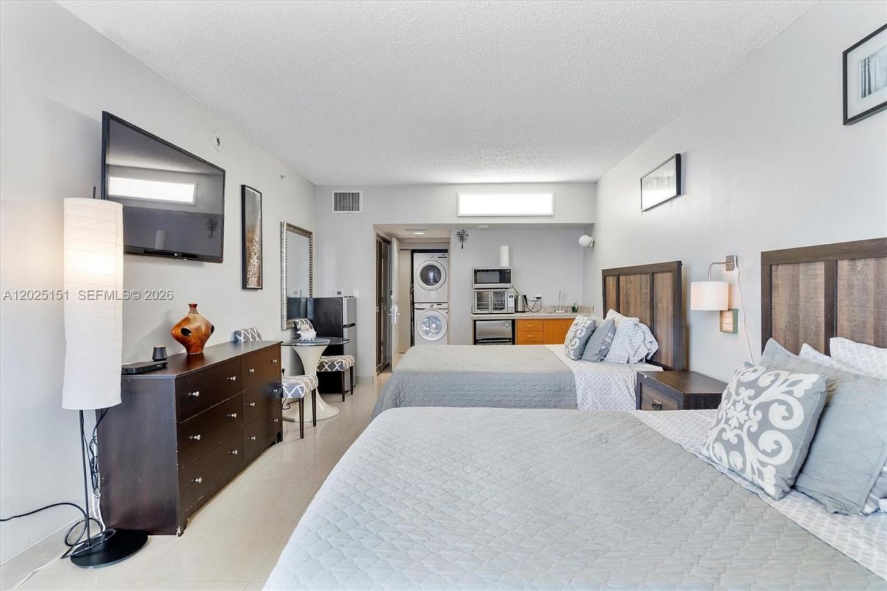 17375 Collins Ave , Unit 1507, Sunny Isles Beach, FL 33160 Photo
