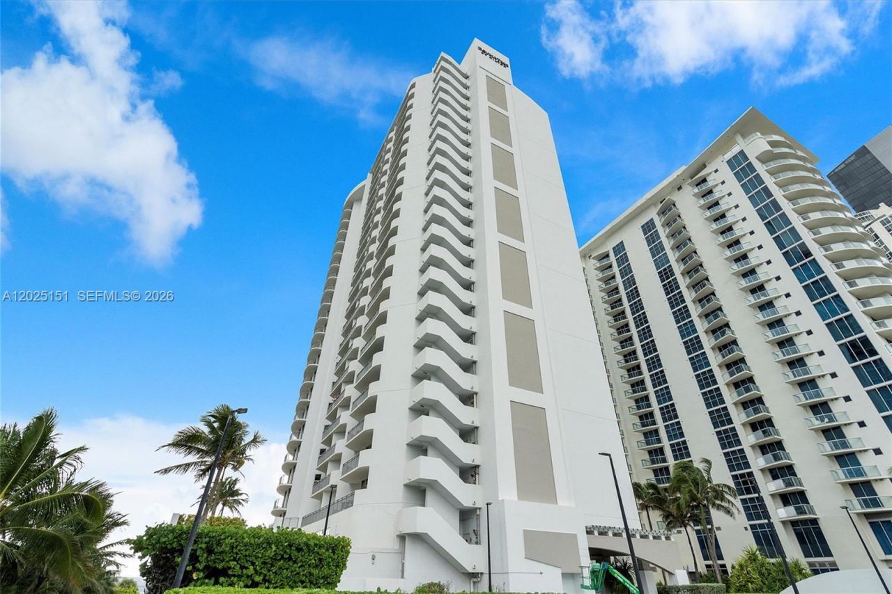 17375 Collins Ave , Unit 1507, Sunny Isles Beach, FL 33160 Photo