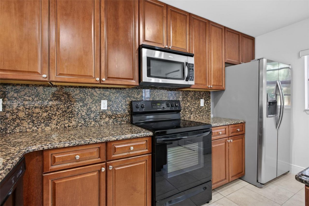626 SW 1st Dr , Pompano Beach, FL 33060 Photo