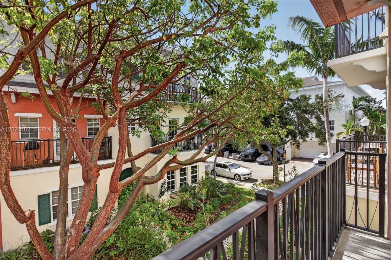 626 SW 1st Dr , Pompano Beach, FL 33060 Photo