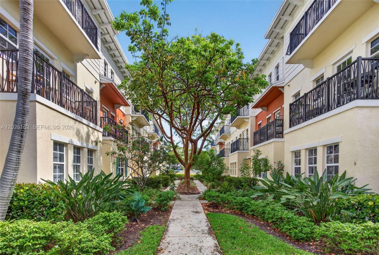 626 SW 1st Dr , Pompano Beach, FL 33060 Photo