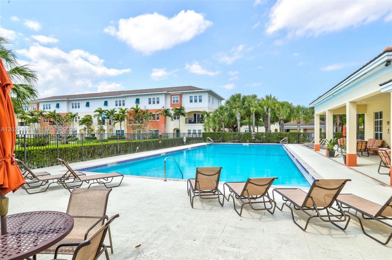 626 SW 1st Dr , Pompano Beach, FL 33060 Photo