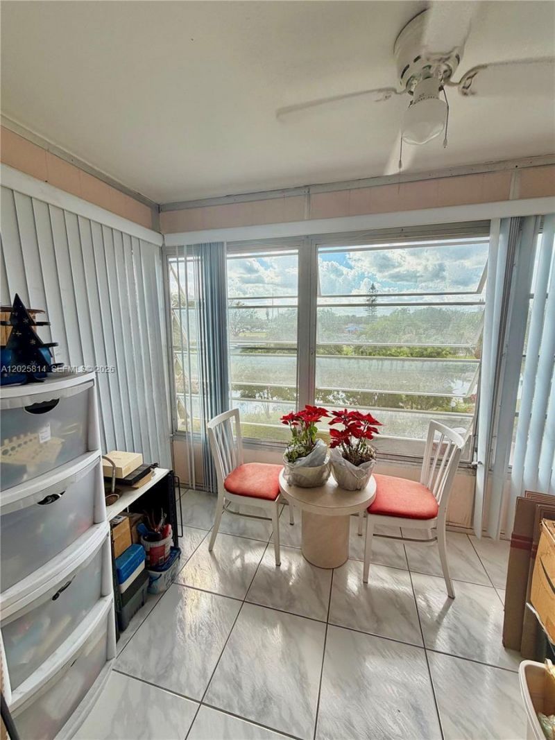 2901 NW 46th Ave , Unit 304, Lauderdale Lakes, FL 33313 Photo