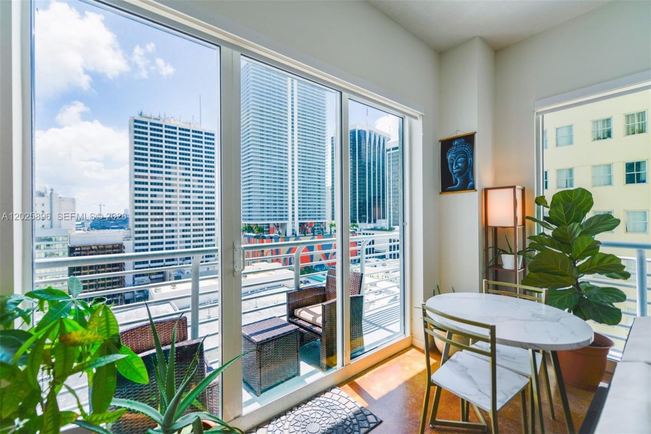 133 NE 2nd Ave, Unit 1512, Miami, FL 33132 Photo