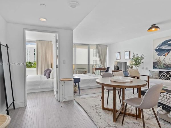 1100 West Ave , Unit 427, Miami Beach, FL 33139