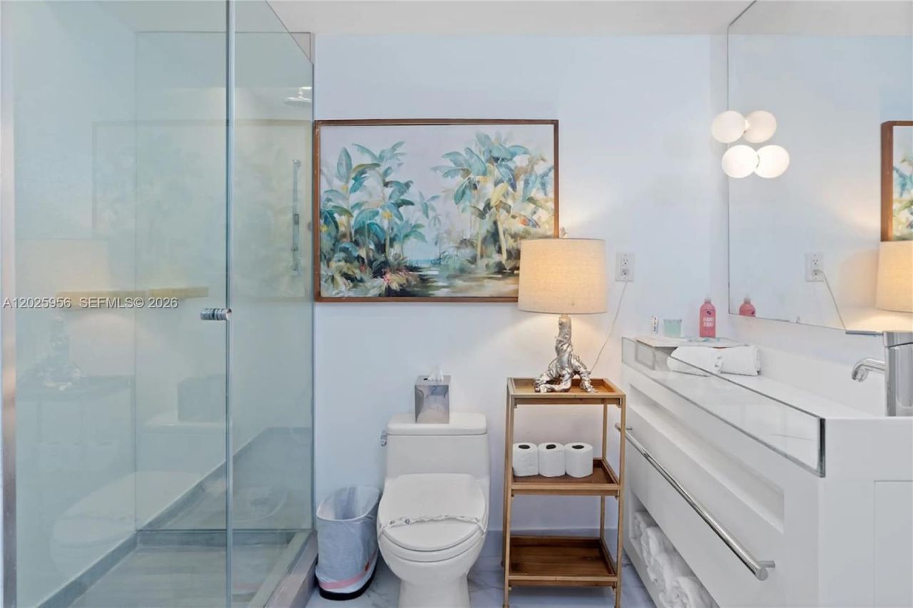 1100 West Ave , Unit 427, Miami Beach, FL 33139 Photo