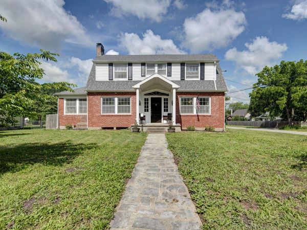 425 N Pine Avenue , Republic, MO 65738