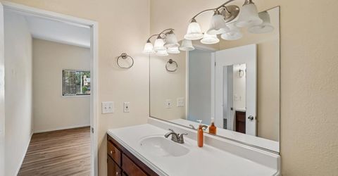 1786 Bannon Creek Dr, Sacramento, CA 95833 Photo