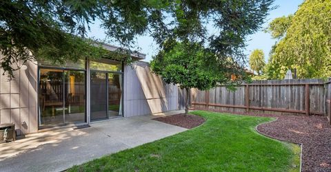 1786 Bannon Creek Dr, Sacramento, CA 95833 Photo