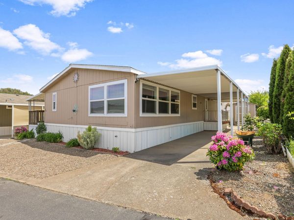 8401 Old Stage Road, UNIT 16, Central Point, OR 97502