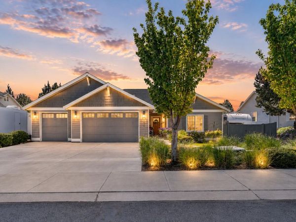 4430 SW Ben Hogan Drive, Redmond, OR 97756