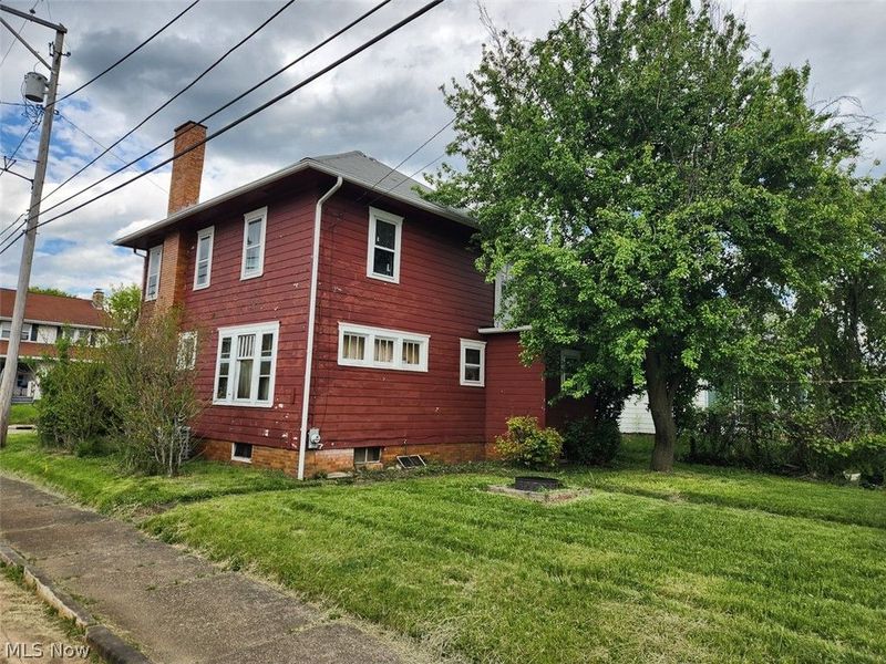 2336 10th Street NW, Canton, OH 44708 Photo 3