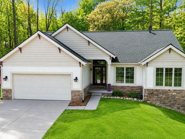 712 Glen Oak Drive, Manchester, MI 48158