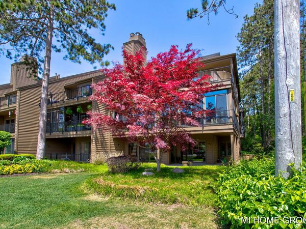 1745 Ottawa Beach, Unit 4, Holland, MI 49424