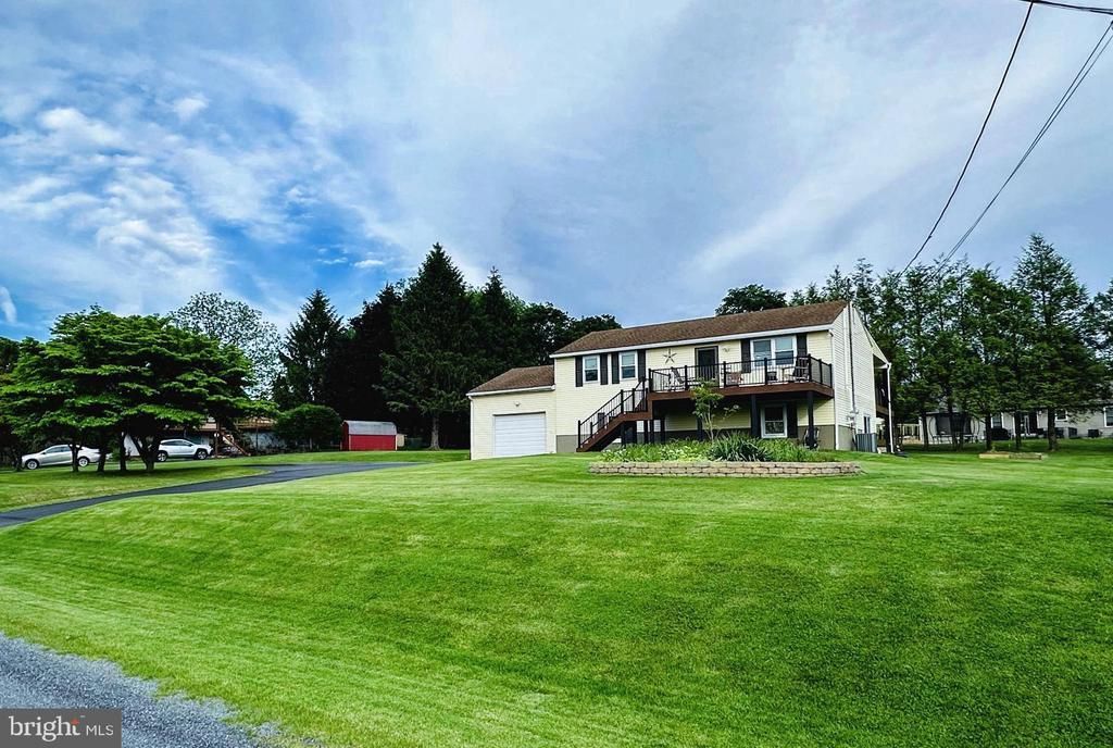 1414 STAG DRIVE, AUBURN, PA 17922