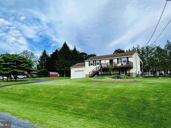 1414 STAG DRIVE, AUBURN, PA 17922