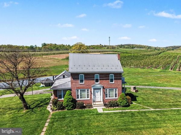 420 CARLISLE ROAD, BIGLERVILLE, PA 17307