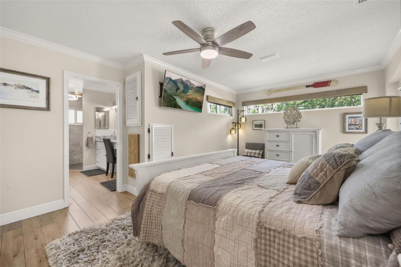 33000 Lakeshore Drive, Tavares, FL 32778 Photo