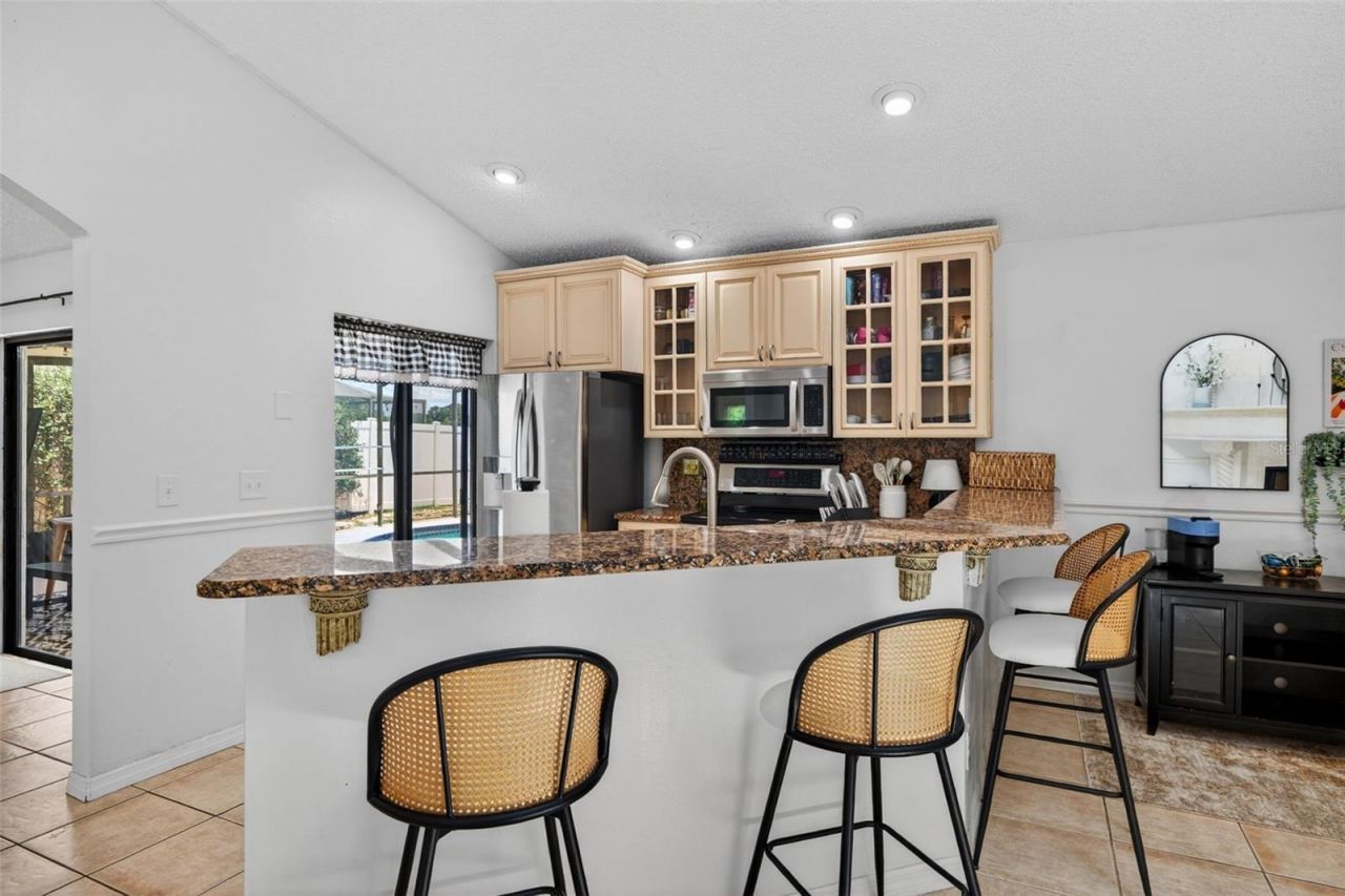 10705 Out Island Drive, Tampa, FL 33615 Photo
