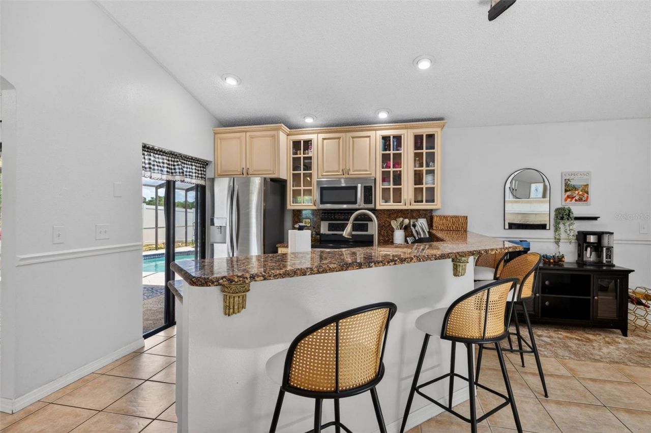 10705 Out Island Drive, Tampa, FL 33615 Photo