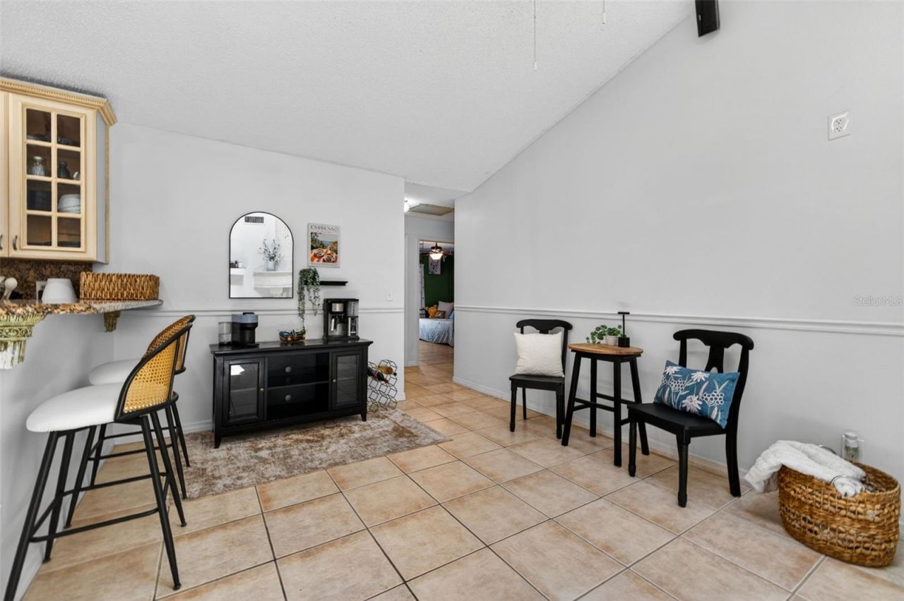 10705 Out Island Drive, Tampa, FL 33615 Photo