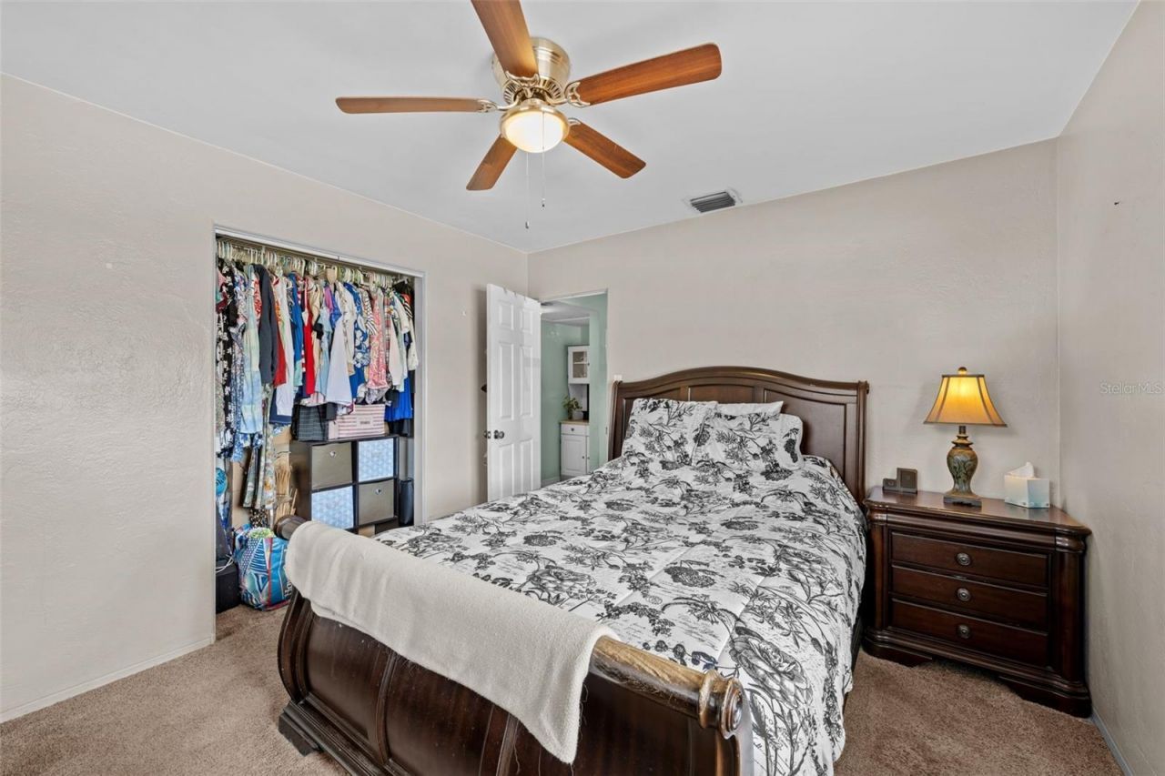 6737 Laurel Street N, Saint Petersburg, FL 33702 Photo