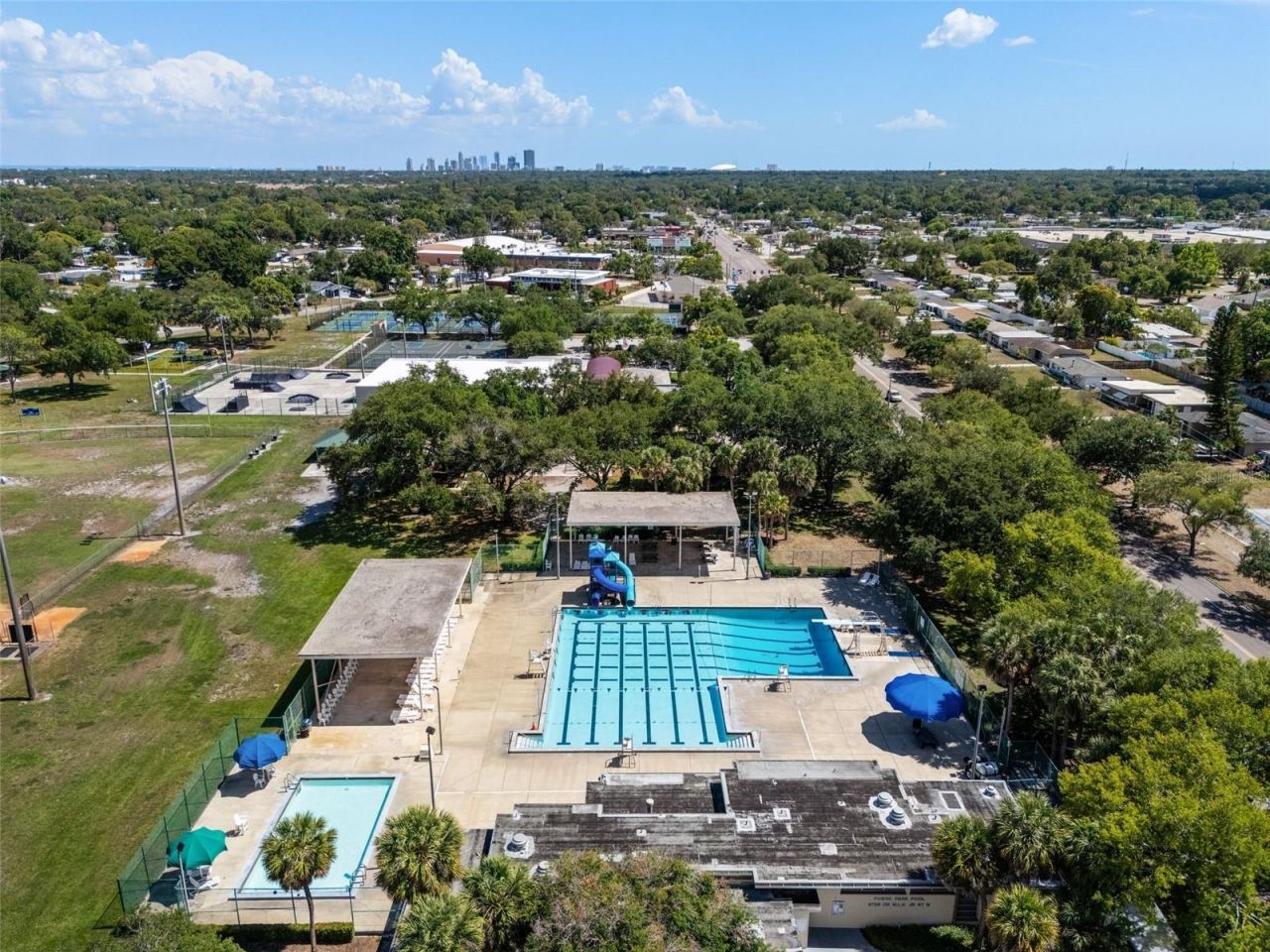 6737 Laurel Street N, Saint Petersburg, FL 33702 Photo