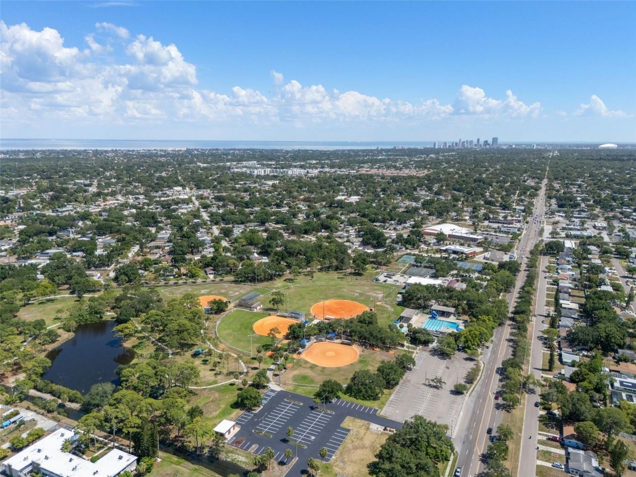 6737 Laurel Street N, Saint Petersburg, FL 33702 Photo